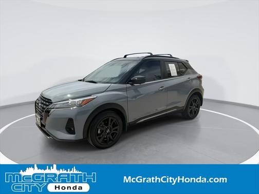 2022 Nissan Kicks SR
