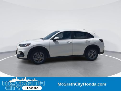 Platinum White Pearl 2026 Honda HR-V LX