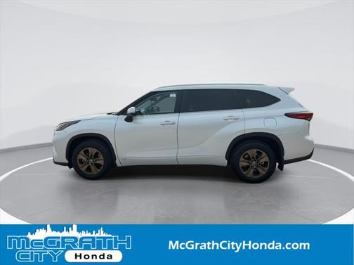 2023 Toyota Highlander Hybrid XLE