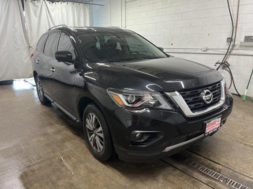 2019 Nissan Pathfinder SL