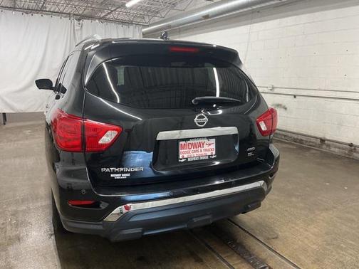 2019 Nissan Pathfinder SL