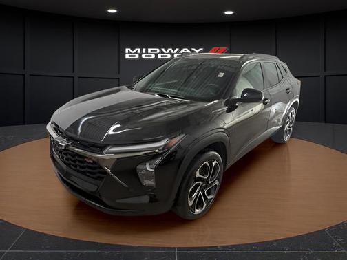 Mosaic Black Metallic 2025 Chevrolet Trax FWD 2RS