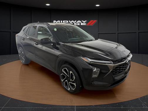 Mosaic Black Metallic 2025 Chevrolet Trax FWD 2RS