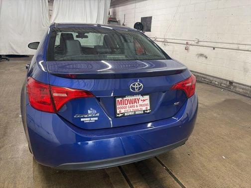 Blue Crush Metallic 2017 Toyota Corolla SE