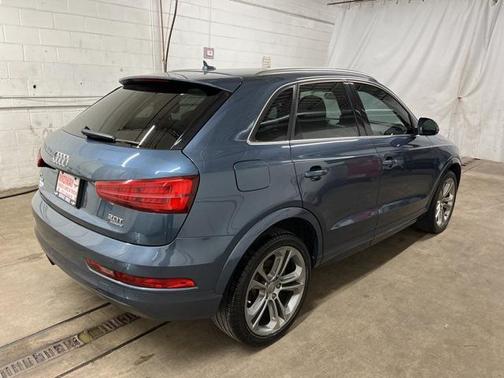 2017 Audi Q3 2.0T Premium Plus
