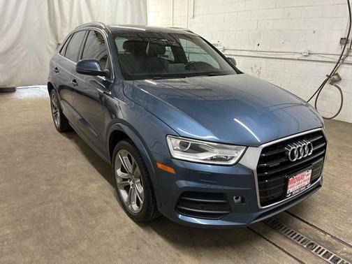2017 Audi Q3 2.0T Premium Plus
