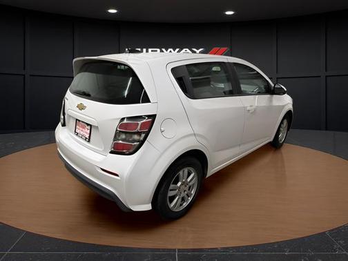 2017 Chevrolet Sonic LT