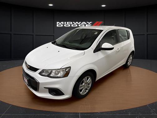 2017 Chevrolet Sonic LT