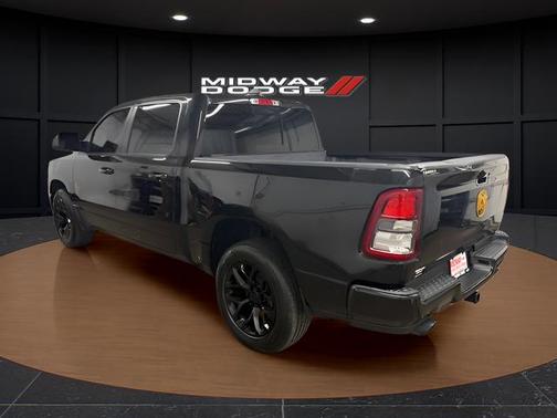 Diamond Black Crystal Pearlcoat 2019 RAM 1500 Big Horn