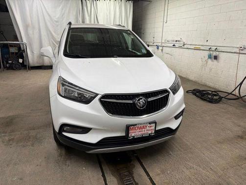 Summit White 2018 Buick Encore Preferred II