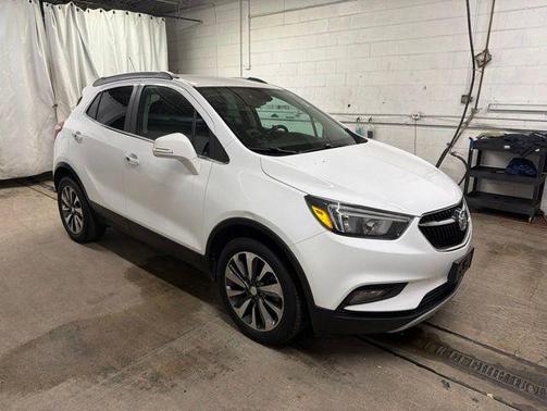 Summit White 2018 Buick Encore Preferred II