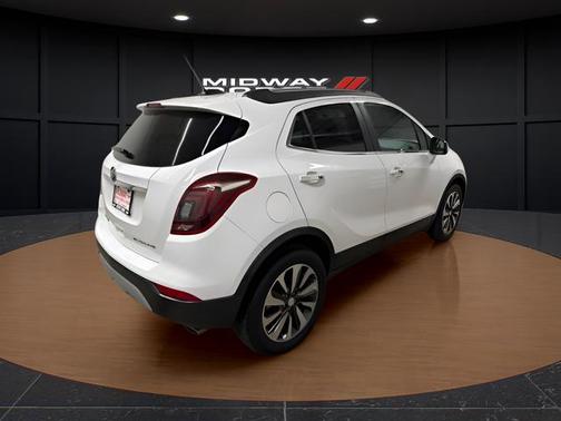 Summit White 2018 Buick Encore Preferred II