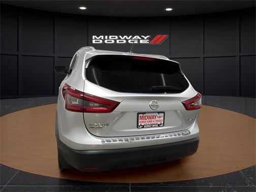 2022 Nissan Rogue Sport SL