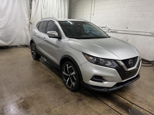2022 Nissan Rogue Sport SL