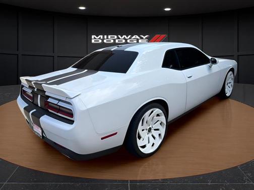 White Knuckle Clearcoat 2022 Dodge Challenger GT
