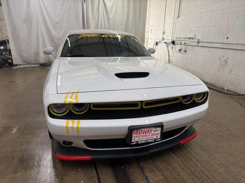 White Knuckle Clearcoat 2022 Dodge Challenger GT