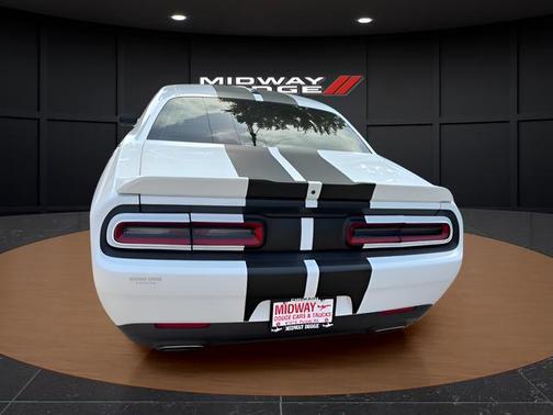 White Knuckle Clearcoat 2022 Dodge Challenger GT