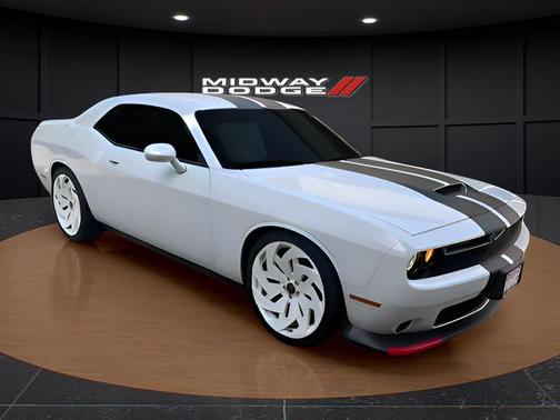 White Knuckle Clearcoat 2022 Dodge Challenger GT