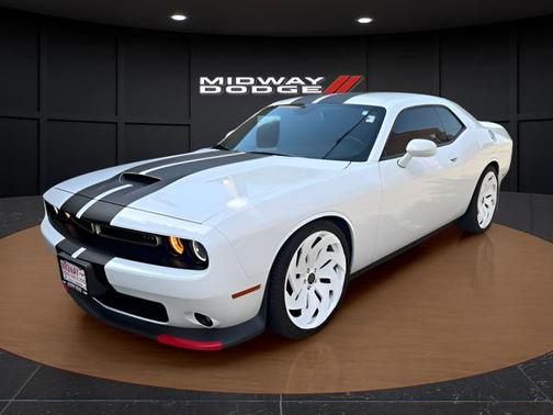 White Knuckle Clearcoat 2022 Dodge Challenger GT