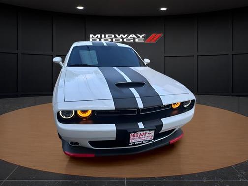 White Knuckle Clearcoat 2022 Dodge Challenger GT