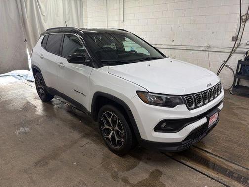 Bright White Clearcoat 2025 Jeep Compass Limited