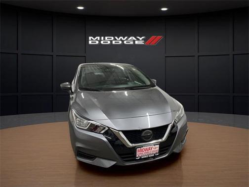 2020 Nissan Versa 1.6 SV