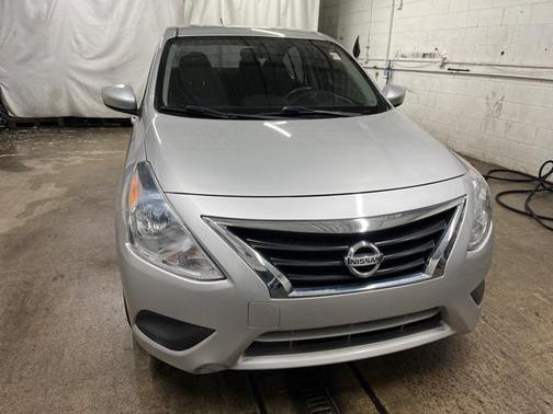 2019 Nissan Versa 1.6 SV