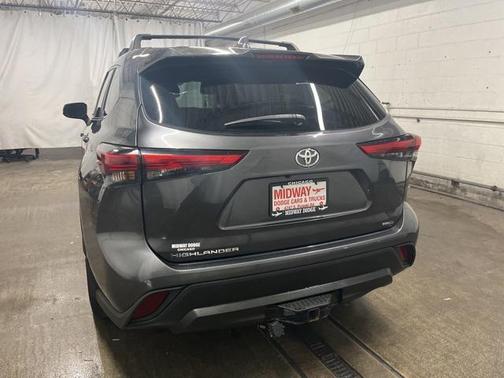 2021 Toyota Highlander L