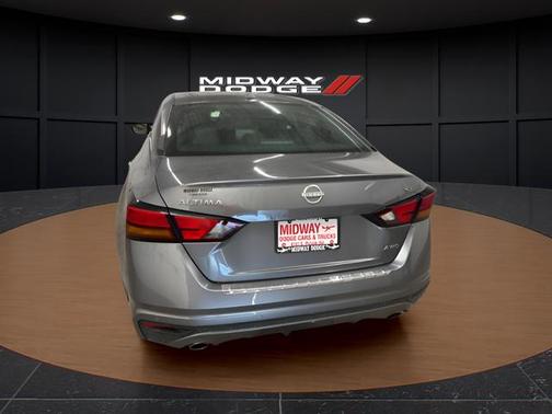 Gun Metallic 2023 Nissan Altima 2.5 SL