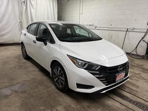 2024 Nissan Versa 1.6 S