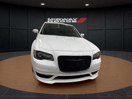 2022 Chrysler 300 Touring