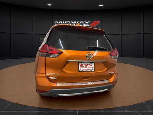 2018 Nissan Rogue SV