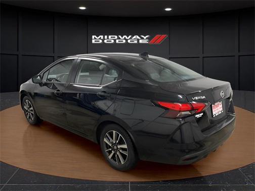 2021 Nissan Versa 1.6 SV