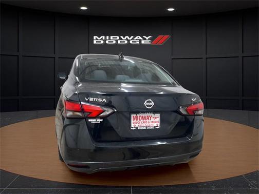 2021 Nissan Versa 1.6 SV