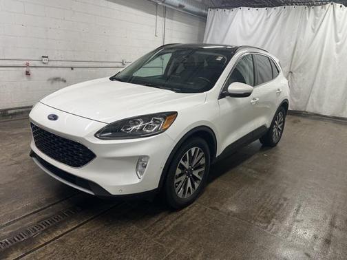 2020 Ford Escape Titanium
