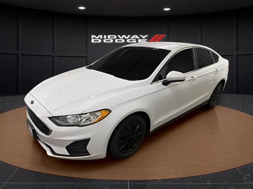 Oxford White 2020 Ford Fusion S