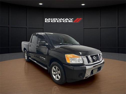 2015 Nissan Titan SV