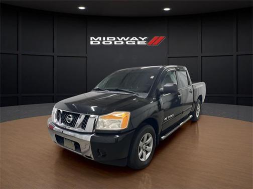 2015 Nissan Titan SV