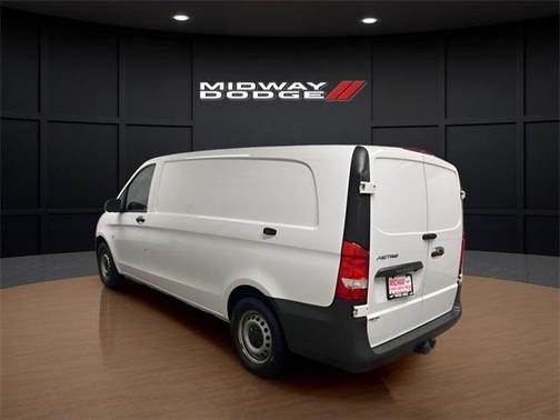 2023 Mercedes-Benz Metris Base