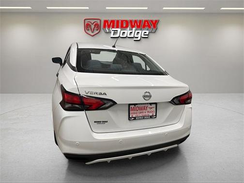 2020 Nissan Versa 1.6 S