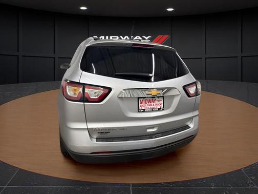 Silver Ice Metallic 2017 Chevrolet Traverse 2LT