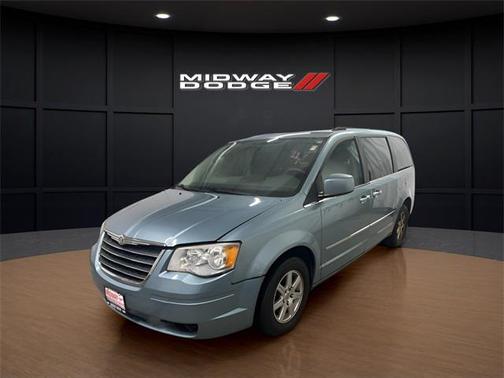 2010 Chrysler Town & Country Touring