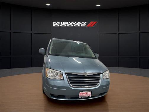 2010 Chrysler Town & Country Touring
