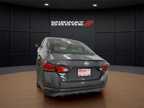 2021 Nissan Altima 2.5 SV