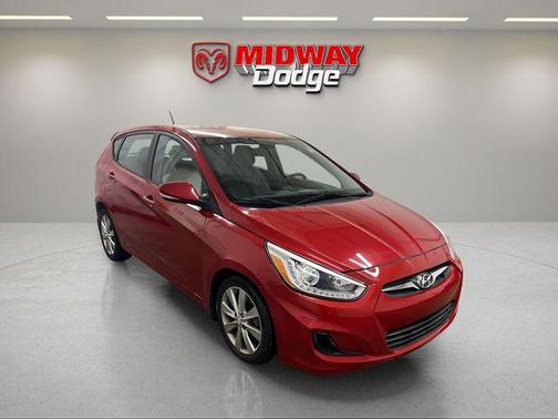 2014 Hyundai Accent SE