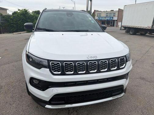 Bright White Clearcoat 2025 Jeep Compass Limited