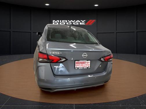 2024 Nissan Versa 1.6 S