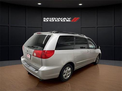 2006 Toyota Sienna XLE