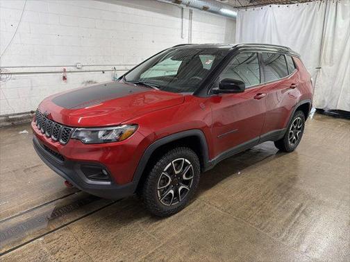 Red Hot Pearlcoat 2025 Jeep Compass Trailhawk