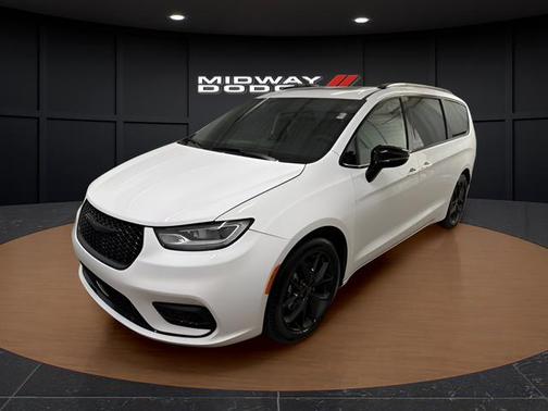 Bright White Clearcoat 2025 Chrysler Pacifica Limited